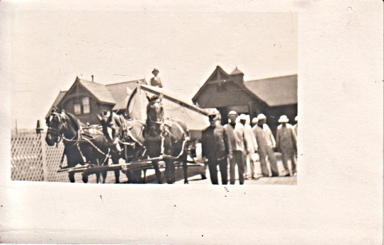 USLSS crew with three-horse hitch
