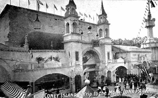 Trip to the Moon, Luna Park