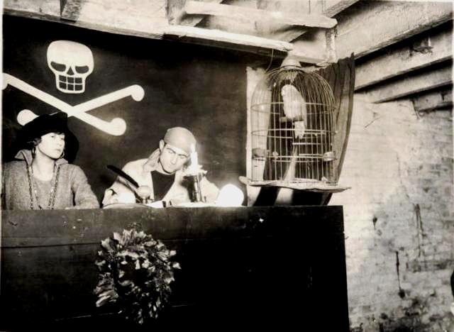 he Pirate's Cave had a macaw named Robert, who Don reportedly purchased on a trip to Panama. Sadly, Robert was killed when the new Pirate's Den at 8 Christopher Street burned down in April 1929. Photo by Jessie Tarbox Beals