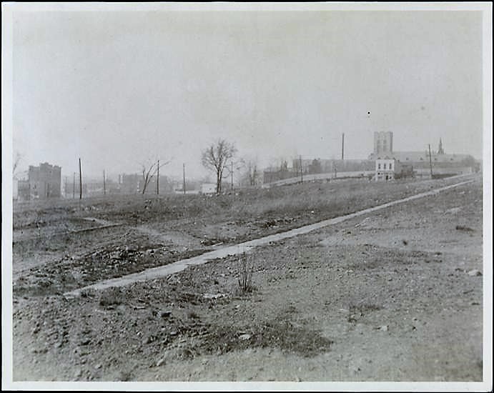 Here's the intersection of Oak Point Avenue and Barretto Street in 1910, just before developers took over. Museum of the City of New York Collections