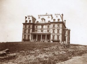 The Benjamin Whitlock Mansion on the old Leggett farm in Oak Point around 1905, just before the building was razed.