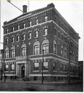 A new five-story Y.M.C.A. for the men of the LIRR was constructed on the northeast corner of Borden Avenue and West Avenue (today's 5th Street) in 1908. Roxy spent many evenings here between 1901 and 1913.