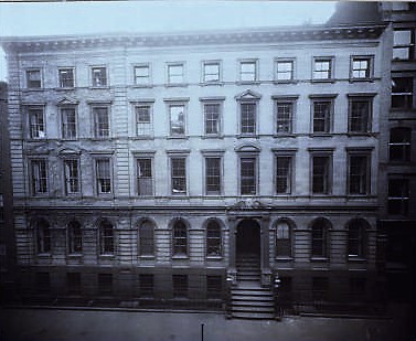 Subway Nellie spent a lot of her time with her policemen friends at Police Headquarters at 300 Mulberry Street, pictured in 1910, about four years after the police moved to their new home on Centre Street. 