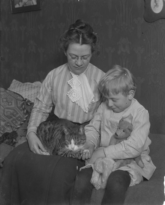 William's sister, Harriet E. Hassler and his son William with Reddy the cat.
William Davis Hassler