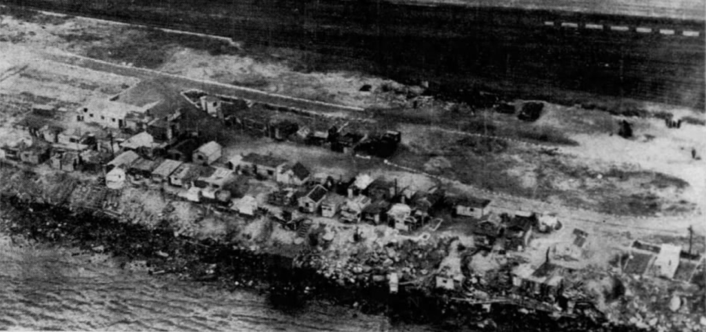 An aerial view of Camp Thomas Paine along the Hudson River, 72nd to 79th Street, in 1933. 