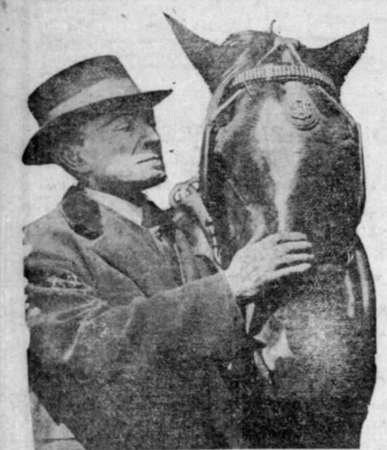 John Otterman and his horse Janethe, on their retirement day, 1922. 
Horse Tales of Old New York