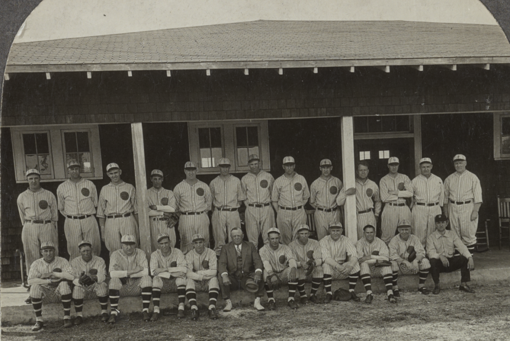 The 1926 Brooklyn Dodgers, aka Brooklyn Robins, one year because Victory the kitten joined the team.