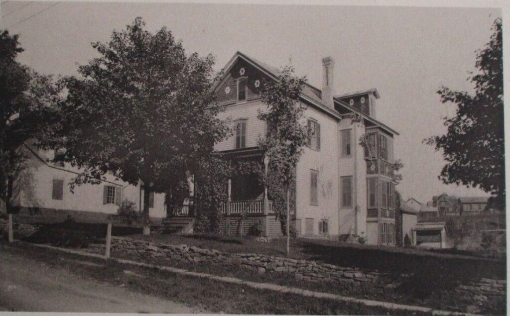 The Jesse M. Elting house in New Paltz in the late 1800s. 