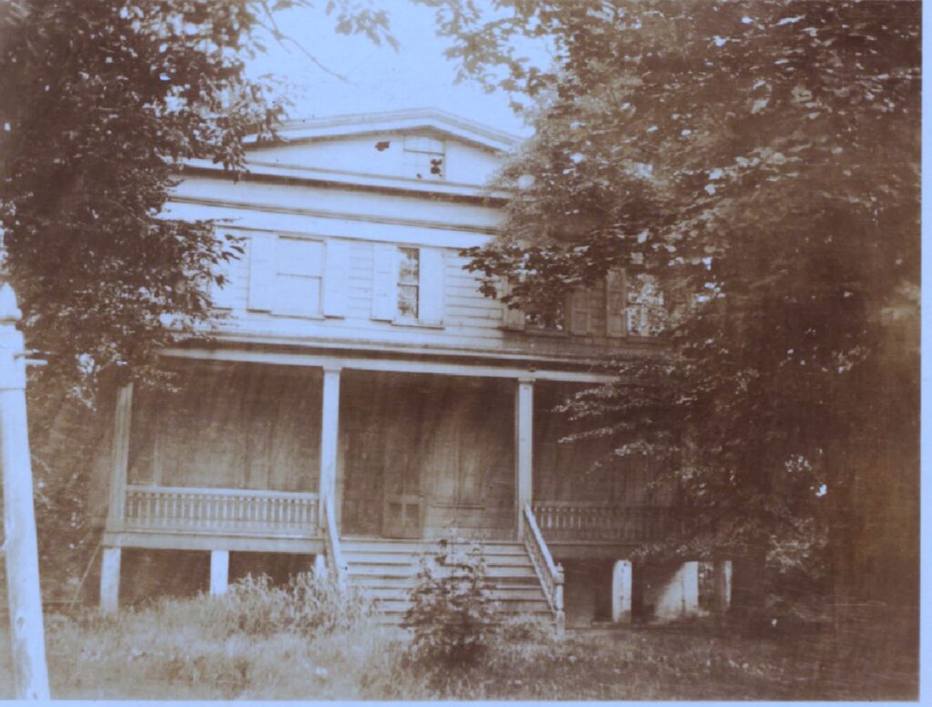  Martense house in 1922, just before it was torn down in 1923