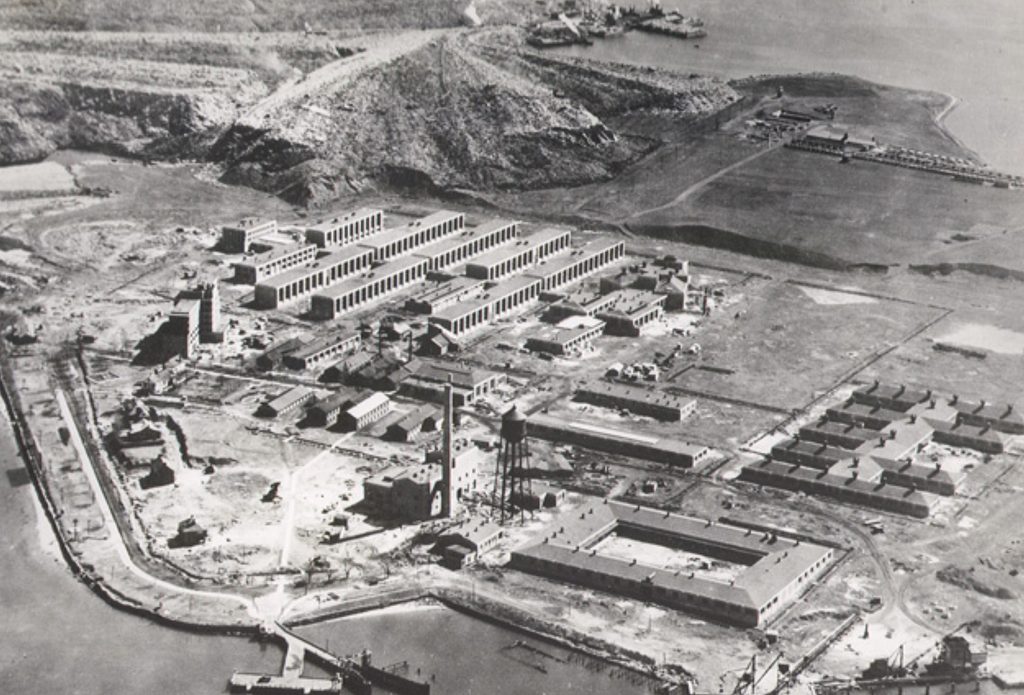 Aerial photo of Rikers Island in the 1930s